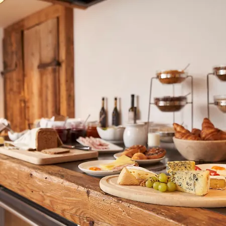 Готель Gut Stiluppe 4*